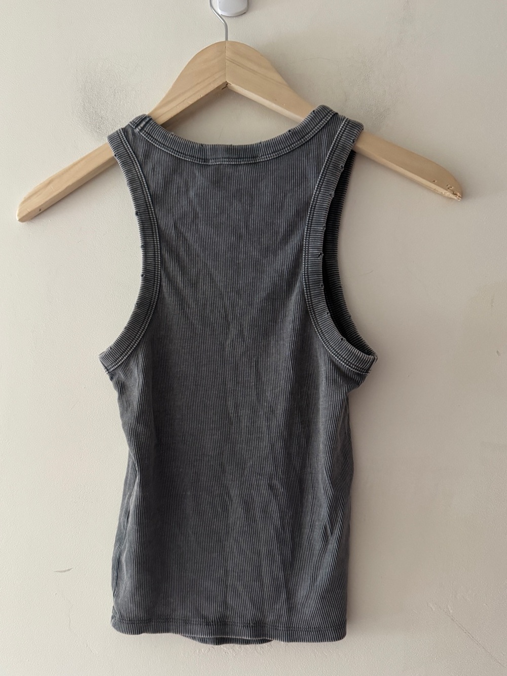 Zara Washed Gray Ribbed Distressed Tank Top - Picture 4 of 4